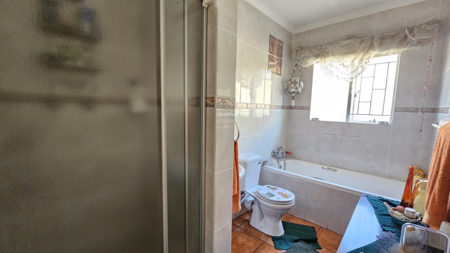 3 Bedroom Property for Sale in Vaalpark Free State